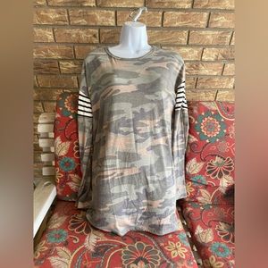 Long Sleeve Camouflage Top with Stripe Inserts sz S